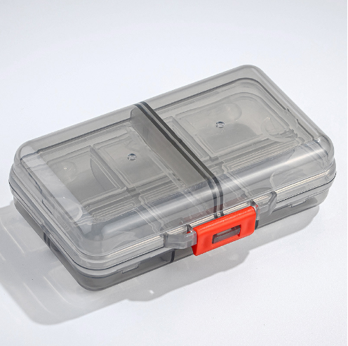 Portable large-capacity travel 8-slot pill organizer box